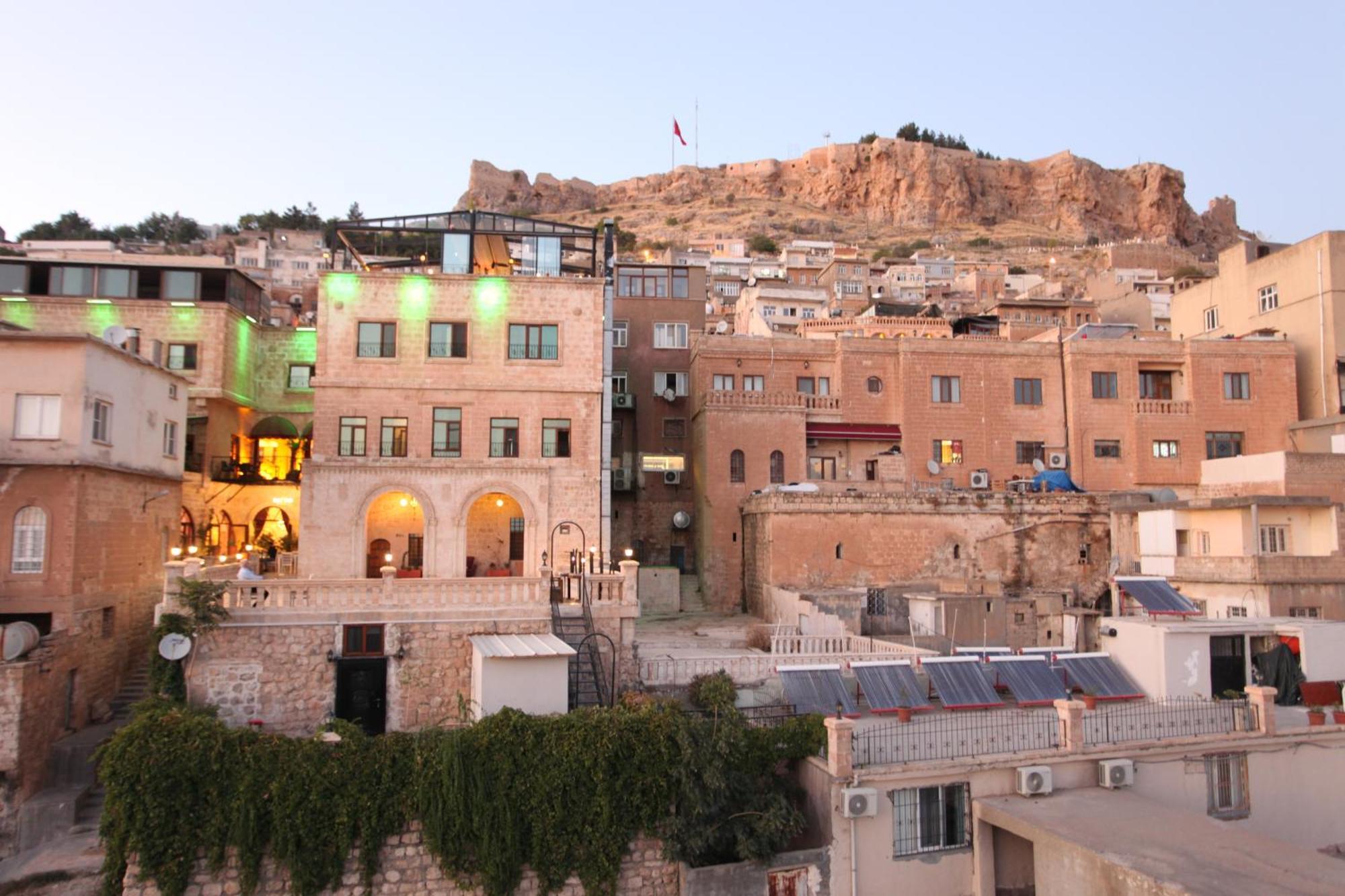 Tughan Hotel Mardin Exterior photo